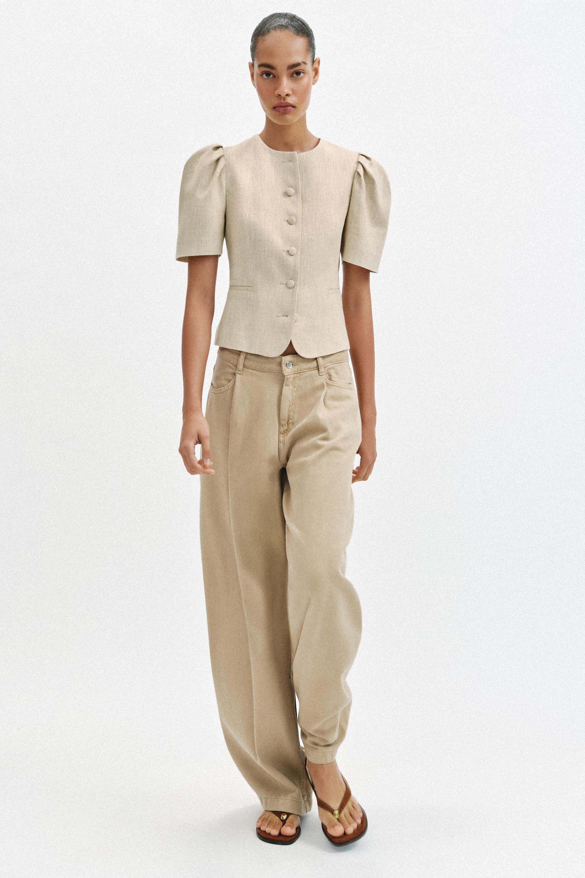 VESTE À MANCHES COURTES BOUFFANTES